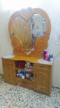 غرفه اخشاب • نضيفه • ميسان