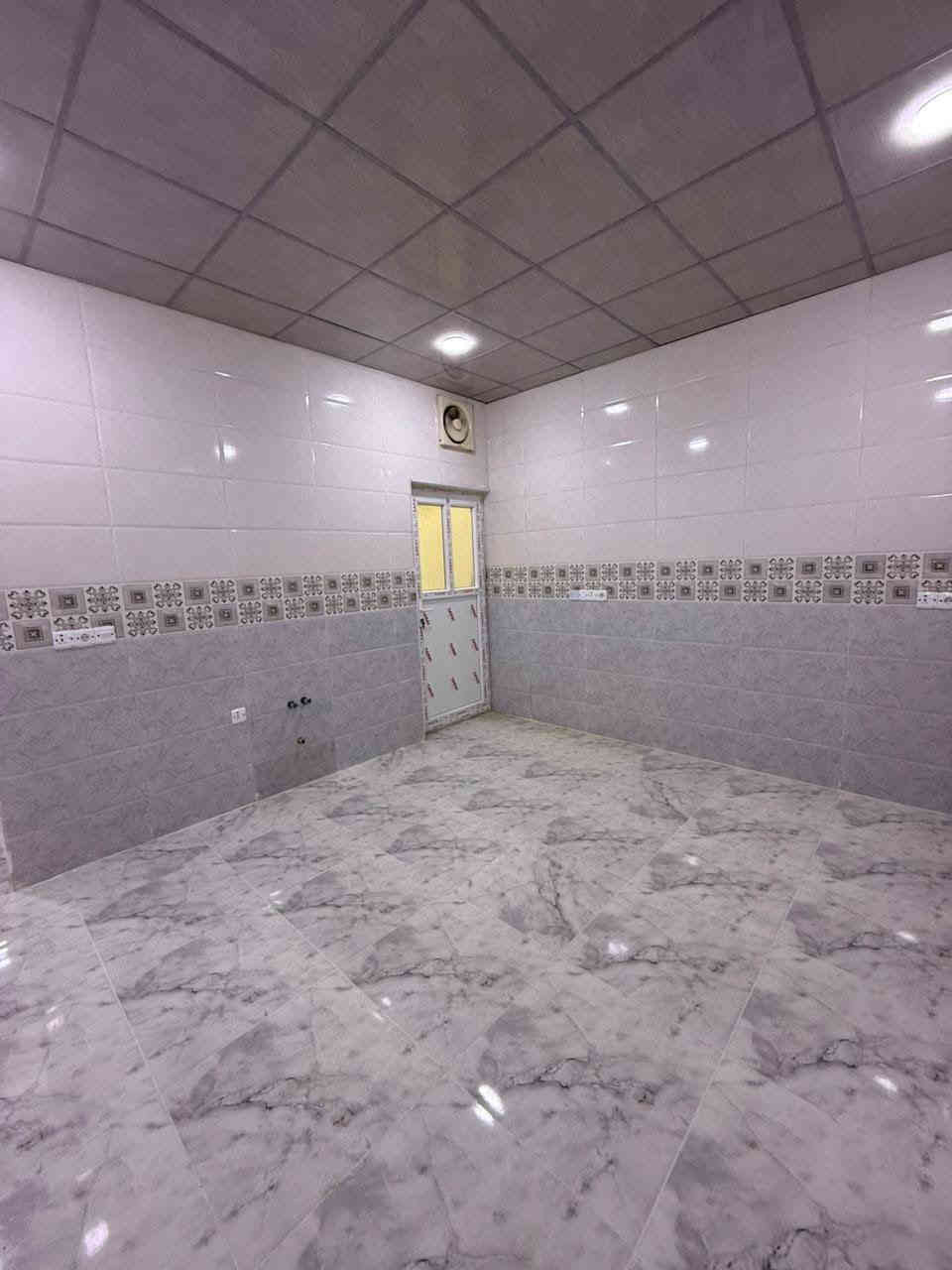 #اعلان 1895
دار 100 م للبيع #طابو #طابق_واحد 
#الموقع حي العسكري قرب مستوصف الزوراء 
#بناء_صفر
السعر 67 مليون
للاستفسار الاتصال على الرقم
***********
