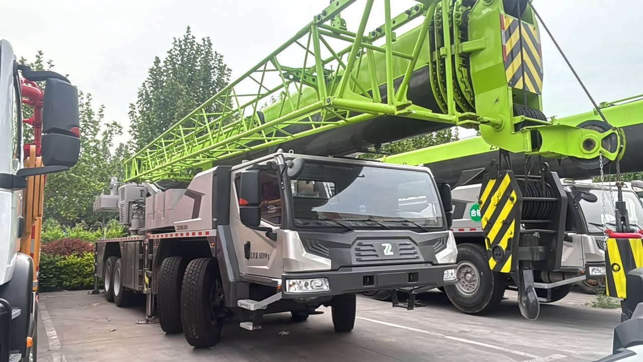 ZOOMLION ZTC1000Vs562 CRANE
ZOOMLION ZTC1000VS562 Premium 100 Ton Truck Crane
5-section main boom, total 51m
Comes with 2 built-in jibs, 17.5m
Equipped with 24-ton transition counterweight
4-axle heavy-duty chassis
Fitted with large 385 wear-resistant tires
450L large fuel tank, super long driving range
 
Low mileage & low working hours:
Only 4,855 driving kilometers
Just 563 working hours, nearly new condition!
https://wa.me/+86 135 2617 0326
WhatsApp:+86 1352670326

#UsedCraneAfrica
#AfricaConstructionMachinery
#CraneForSaleAfrica
#HeavyMachineryAfrica
#ZOOMLION


**إذا كنت صاحب هذا الإعلان وتريد حذفه لأي سبب، رجاءا أرسل رسالة إلى الدعم الفني**
