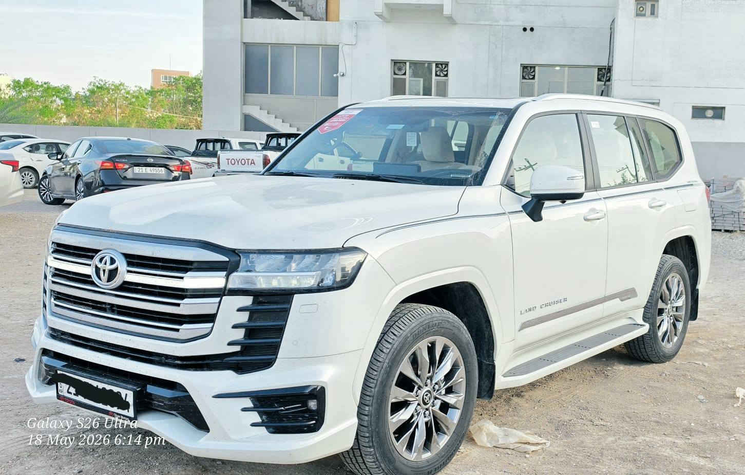تۆیۆتا لاندکروز 2024 مواسەفات  G-XR Twin Turbi Limited گراند تۆرینگ
خۆم بە سفری ڕامکێشاوە مەکینەی V6
تەنها 15000km هەزار ڕۆشتووە
شاشە گەورە 5 کامێرا حاسە و ڕادار
كامل PPf كراوە 3 شاشە
سەقف سڵایت کوشن جلد و کارەبا
8 ئێرباگ تبرید مەرکەزی بەسمە شەغال
جەگ و سەلاجە لایت لید و زینۆن
تحکمات سەر سوکان چوار تایەی نوێی لەژێرە
سەنەوی و ژینگەی نوێیە تا 2030 
بەناو خۆمەوەیە تحویل و غەرامە بەشەرت

سعر : لە کۆمێنت داوای بکە ڕاستەوخۆ بۆت دێت 🤖 

دەعامی بۆ دەعامی بەشەرت
بێ بۆیاخ بێ سارد بێ شوخت
لەسەر دەقی شەریکە ماوەتەوە
کامل ئەشیای شەریکەی لەگەڵ
گێر و مەکیەنەی بەشەرت نەکراوەتەوە
برغوبانەدراوە لەسەر دەقی شەریکەیە
هیچ کێشەیەکی تێدا نییە

ژمارەی خاوەنەکەی
***********
وەتسئاپ 
شوێن / کەلار
