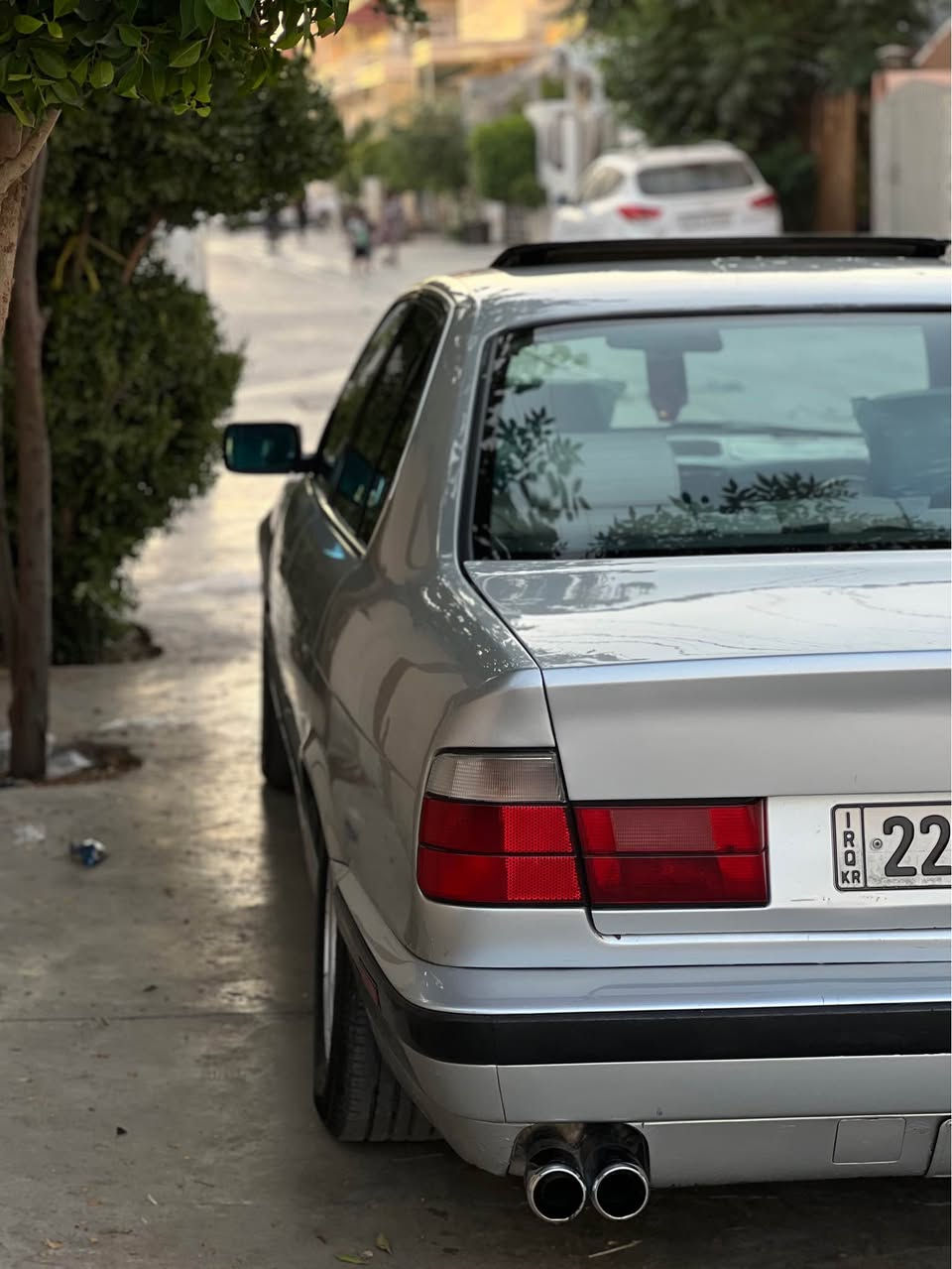 بسم اللە الرحمان الرحیم ماشەڵا لەمالی هەمو لایەک
(e34/BMW/1992)فول فول کامل دەسکاریی و سیستەم

کوشن سیاحی ناوسپی ٧ کەلە بیلاد
مەکینە525 تاک دیجتالی سمس
گێر تۆماتیک
سلاید 
گێچ نیکل
فۆرمیکا 
قفل مەرکەزیی
جام کارەبا
تەبریت 
تەقەو رەقە بەشەرت تاقم پیش پشت و پیش تازە گۆردراوە

دەعامی M بیلادی بەگلاید سپی

بۆیاخ عام بۆ جوانی سەقفو شان بی مەعجون پیویست بە وەسف ناکات نمونەیە لە توندو تۆلی و جوانی

رادێتەر کارەبایی
دەبڵ ئێرباگ 
دەبل چەکمەجە

جەگی بیلادی
ABC
گێر و مەکینە و ئەکسل بەشەرت بیدوکەل و بوخار
تازە رۆن و فیت پەمپ و هایدرۆلیکی گیر گۆردراوە

لایت ئەڵقەیی سپی واتە دەبل فانۆس
پشت و پێشی کەپسە بی لیدراو
تەحویل و خرامە و بەناوکردن بەشەرت
***********/wats app كويسينجاك, أربيل

