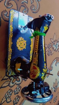 مكينة فراشة للبيع شغالة ونضيفة السعر 60 وبيه مجال  توصيل موجود اتصل وت...