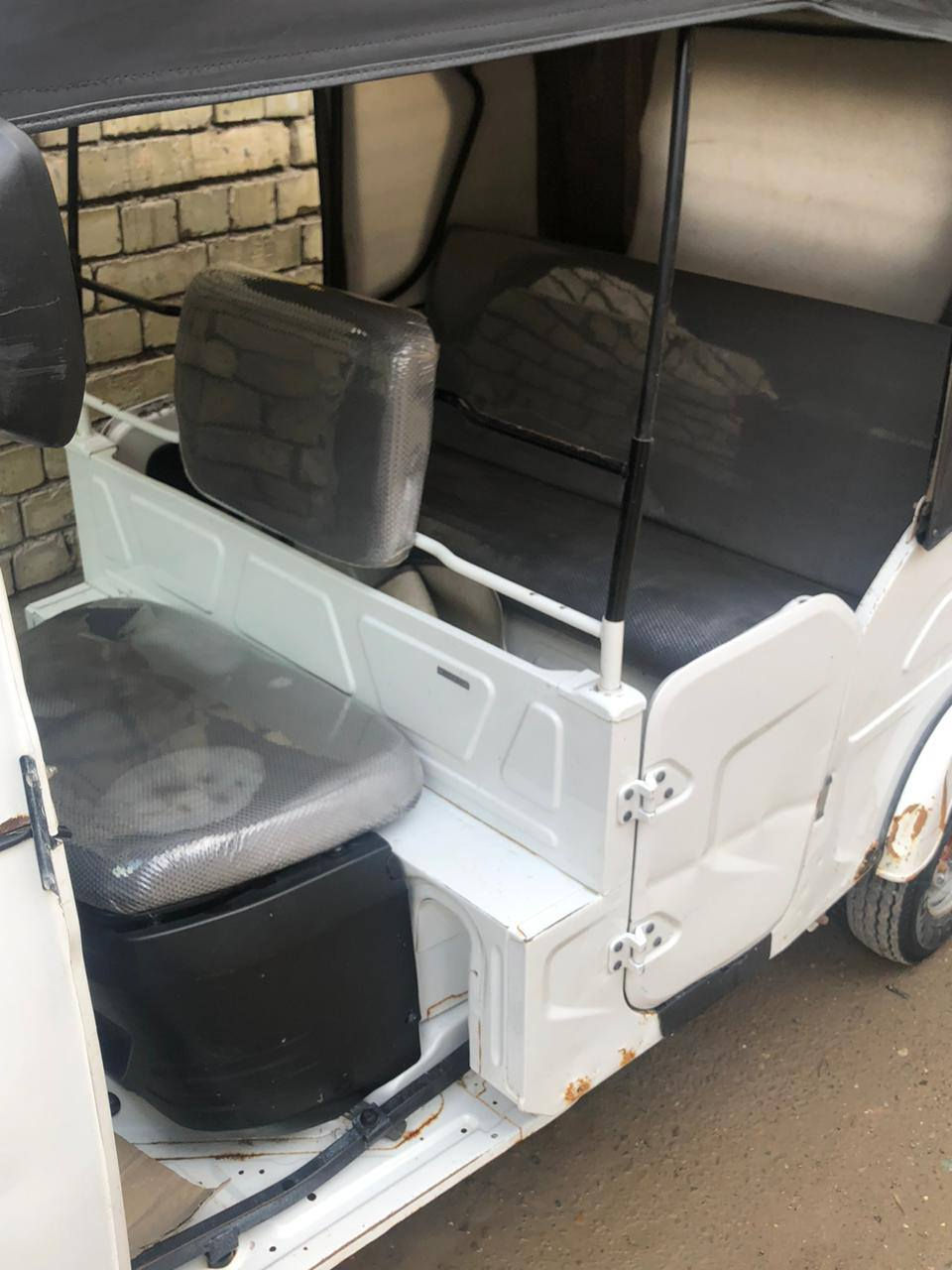 السلام عليكم تكتك موديل22وراق متوم التكتك مكفوله ماعده ضربه بلغدع كد شبرومكينهه بيهه خيط بخارمكان بغداد جسرديالئ السعرب5و700قفلالشراي التصال واتساب اوع الخط***********
