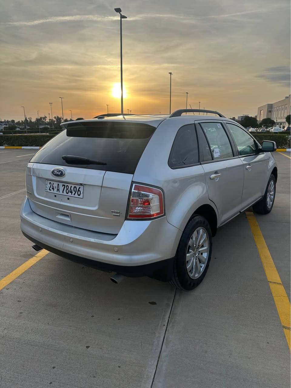 يدج2010سلفه ر ناو زه ر خاوين يه ك پارجه ى هه يه ره قه موو ژينگه ى هه موو تازايه مه كينه ى لؤكه جوارتيه ى لؤكه نرخ 87$ژم *********** أربيل, العراق
