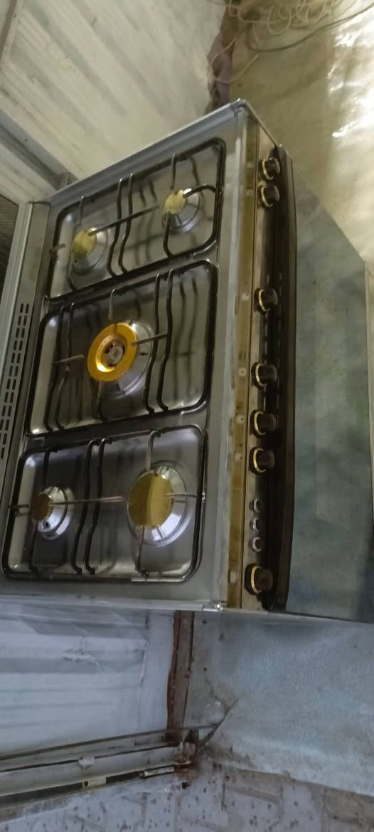 السلام عليكم طباخ كريازي باب ١ نضيف كلش واخو الجديد علا الفحص 👌👌👌 السعر ٢٥٠ وبي مجال بسيط👈 ملاحضه👉 يوجد توصيل للحياء القريبه (للاستفسار ***********) العنوان نجف النجف, العراق
