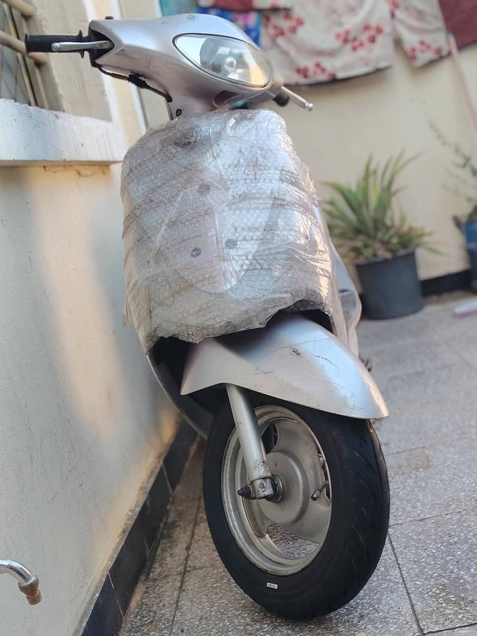 السلام عليكم عندي دراجه ماكس منغولي ادراجه كلش جديده ادراجه رمبه مو مال الشارع تجي وتفحص مكينه شلعه ومعدل فول السعر 100 الف وبيها مجال هاي مالت ابني وهذا رقمي اتصل عليه للستفسار ***********
