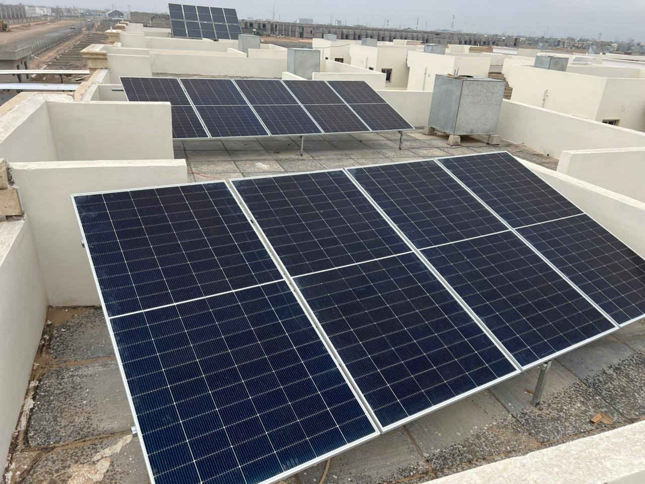 شارعت كوادرنا لتنفذ منضومة لهذا اليوم
أستاذ وائل
تكريت الديوم 
الواح عدد 9
انفيرتر 11KW
AP 65
بطاريه ليثوم 16KW
تنصيب ألواح الطاقة الشمسية ليس عملًا ميكانيكيآ فقط
بل هو مهمة تعتمد على خبرة الكادر، دقة التنفيذ، وفهم حقيقي للمنظومة من حيث المواد الرصينة

الكادر المحترف هو من يضمن: الاستفادة القصوى من الطاقة، استقرار الأداء على المدى الطويل، تقليل الأعطال ورفع كفاءة الاستثمار.

في شركة رياض المنيف واخوانه لحلول الطاقة الشمسية   نؤمن أن قوة أي منظومة تبدأ من الأيادي التي تنفّذها، ولهذا نعتمد على كادر متخصص يعمل وفق معايير مدروسة في كل مرحلة من مراحل التنصيب.

لأن الطاقة النظيفة لا تتحقق بالصدفة…
بل تُبنى بخبرة بشرية حقيقية.

للاستفسار والتواصل المديرالتنفيذي أستاذ رياض
📞 ***********
      ***********
https://www.facebook.com/share/17jWrTtY8z/
في حالة وجود خلل اتصل واتساب وستحل مشكلتك على يد مهندس الكهرباء أستاذ خلف***********
المهندس الفني  ومدير المبيعات مهندس عبدالله المنيف الجبوري 
***********
فرعنا الثاني محافظة صلاح الدين قضاء بيجي منطقة البعيجي بأدارة استاذ وعد
***********
***********
فرعناالثالث ناحية القيارة دورالقاعدة الشارع العام مجمع الصالح التجاري
بأدارة محمد الصالح
***********

#شركة رياض المنيف واخوانه لحلول الطاقة المتجددة
