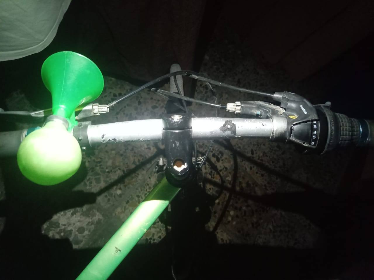 السلام عليكم بايسكل يابني نضيف مكان بغداد الرقم ***********
