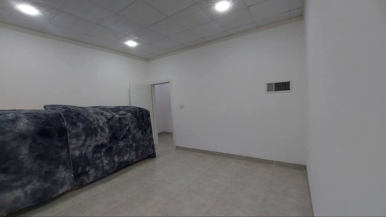 دار للبيع ملاين الاولى مساحه ١٥٠م اومراوس عقار في محافظة أربيل السعرعل الخاص او الاتصال على الارقام التاليه ***********/***********
