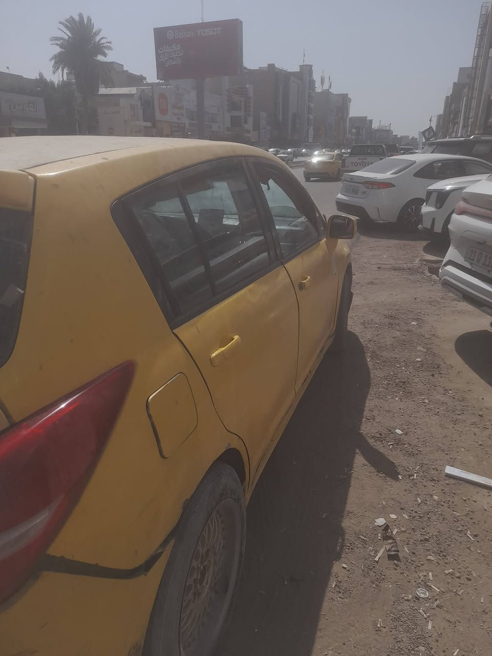 سلام عليكم نيسان فيرسه مديل 2007 وارد أمريكي  سعر 27  ورقه ***********
