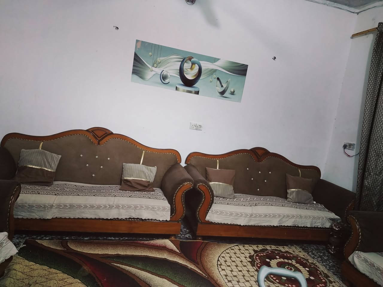 تخم صاج عراقي 8 مقاعد نضيف ١٠٠٪ السعر ٢٠٠ مكاني بغداد مدينة الصدر ***********
