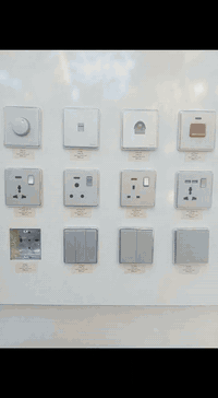 احمد الكهربائي لتأسيس المنازل و المحلات  و جميع الأجهزة الكهربائية  07...