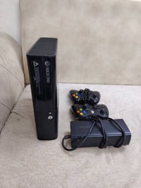 اكس بوكس ٣٦٠ • هارد ٢٥٠ جيجا • ٥٩ لعبة