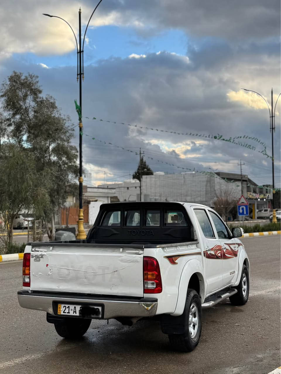 بە ناوی خوای گەورە
 مەرزییەمۆدئل٢٠١٠دەبڵ ئەکسل
مواسەفات بتڵ_ABs_ناوسور_جام کارەبای
نمونە لە جوانی گئڕومەکینەو ئەکسلی بەشەرت بەلام مەکینەی کراوەتەوە زۆربئ عەیبە
ڕەسمی سۆنەرەم داناوە
تایەی تازەیە زۆر تندوتۆڵە هیج مەسروفئکی نیە ڕەقەم سلئمانییەوسەنەوی ڕەقەمی تازەیە تاکو (٢٠٢٧)تحولیو غەرامە بە شەرت
سە یارە کە کامل کوشنو گاعی تئ گیراوە دە عامی بۆ دە عامی بە شەرت یە ک دنیارمەسروفی نیە 
سعری(١٦٤)$کە مئک مە جال
ژ.م***********شوئن عەرب
*********** السليمانية, العراق
