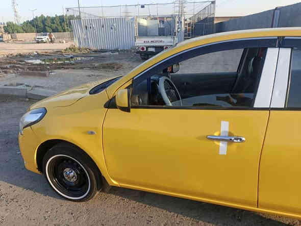 السلام عليكم نيسان سني مديل 2019سياره ماشيه 306بدل مكينه جديده سياره بيه بس بارد بدون قطع تبديل تبريد تخم  تاير صدر جديد كهربايات كله شغاله مناقصه شي كبل لشارع السعر 105وبيه مجال اقليل مكان سياره بغداد ما متواجد عل فيس الشراء يتصل ***********
