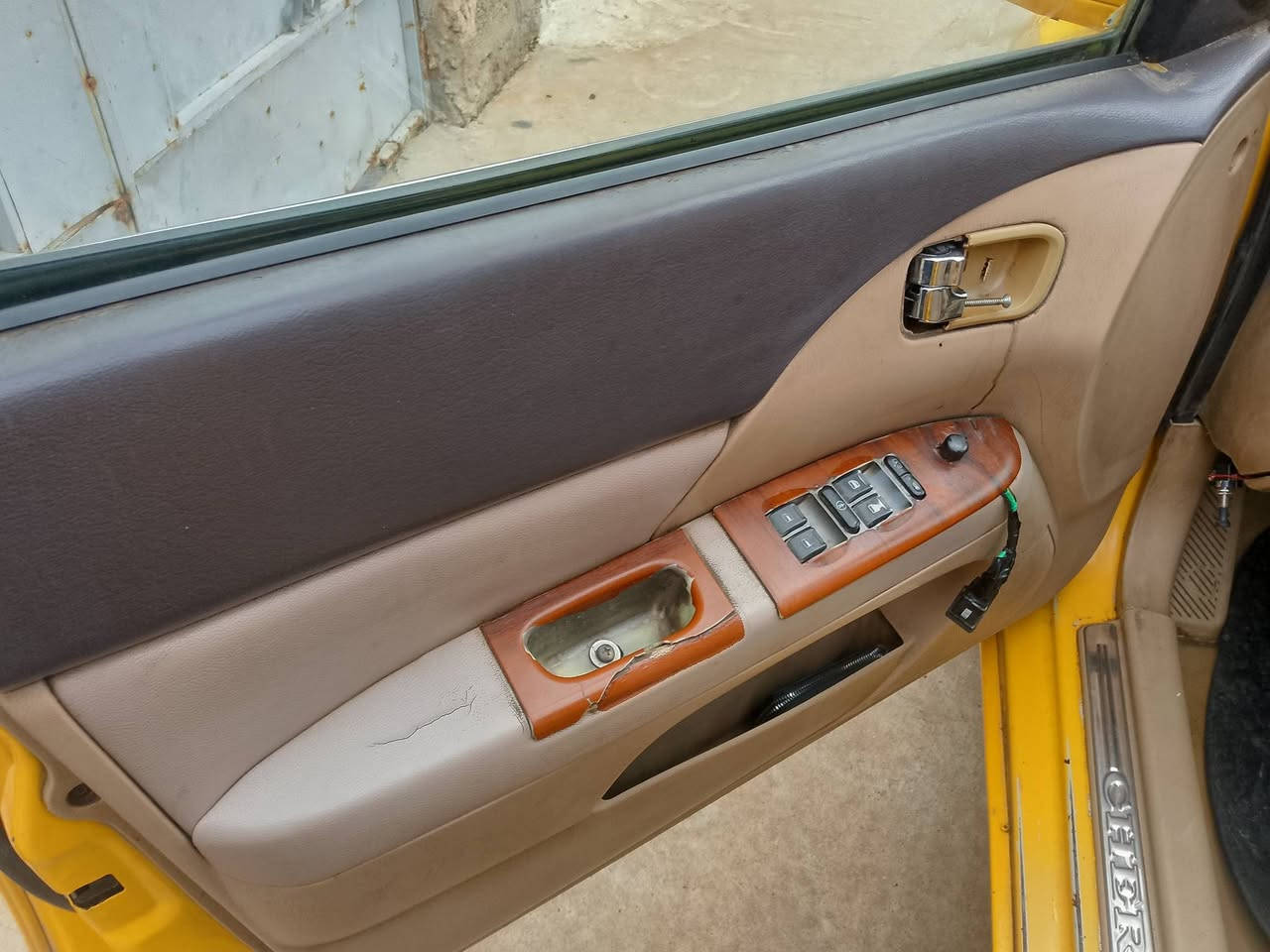 سياره شيري A5كيرو مكينه بل شرت سدر جديد سنوي عزم عاج دعامي بل دعامي بل شرت  غازو  بنزين شرت تحويل وكاله مكينه كاميري عينوان كركوك سعري 40بيها مجال رقم تلفون ***********/////***********
