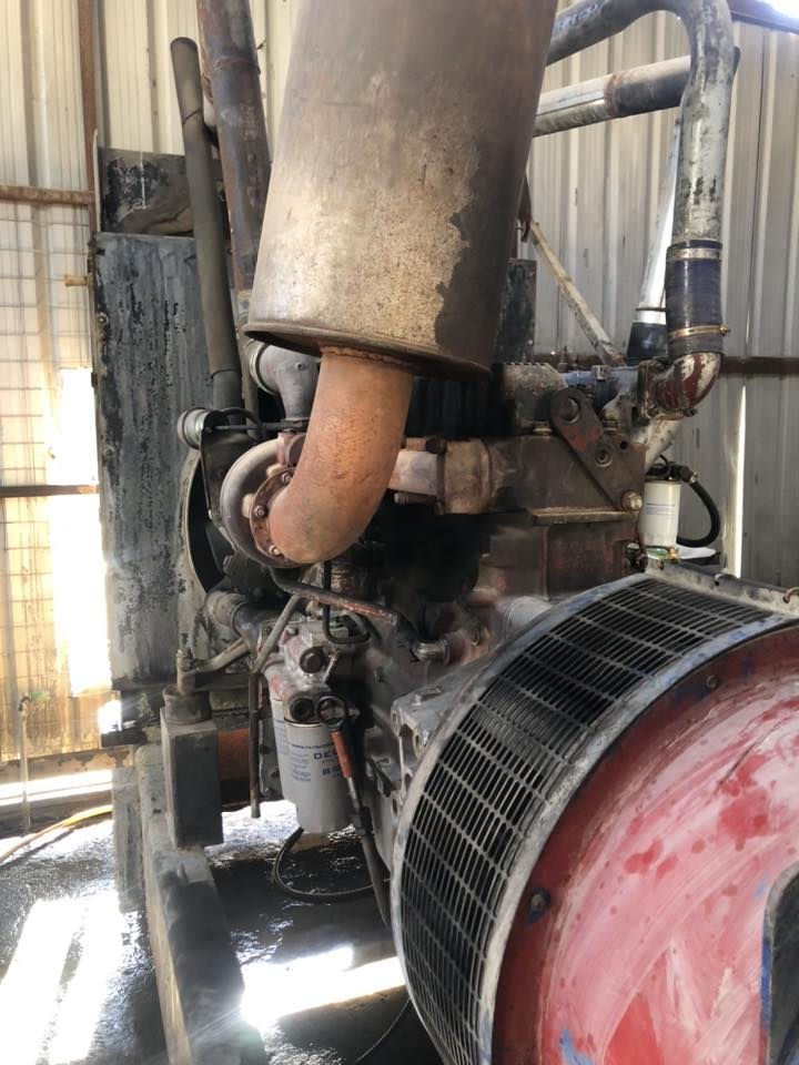 سلام عليكم افيكو ١٢٠ لا تنقيص لا تبخير راس توليد ٢٥٠   استندر المولده كهربائيه عل حمل او مروس ب مولده بومه بس تصال رقم *********** بغداد
