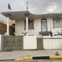 بيت للبيع • ٢٠٠م • حي العسكري