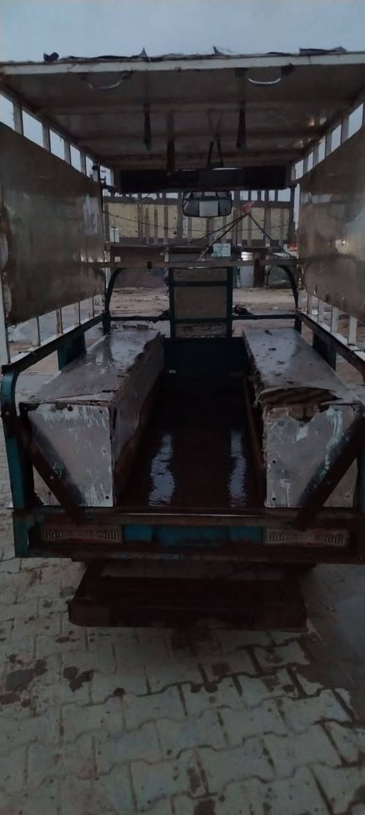 السلام عليكم ستوته للبيع أوراق اصولي بسمي مكاني نجف شارع كربلاء عامود 130
***********
