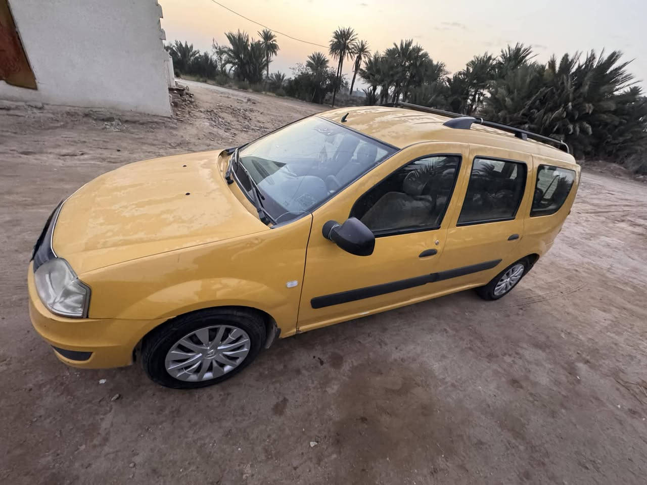 السلام عليكم للبيع رينو لوگان موديل 2010 رقم واسط مكلف بل نشر ديوانية قضاء المهناويه /***********
