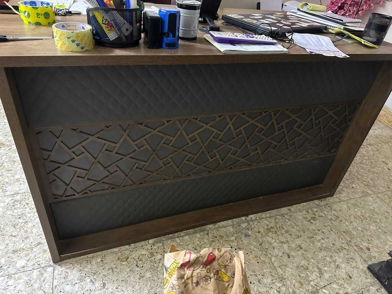 السلام عليكم حبايب عندي ثلاجتين نظيفات ومداخلات تصليح ابد واستعمال كلش قليل وميز مكتبي اي ضرر مابيهن عنواني البنوك شارع الميثاق  السعر خاص وبيهم مجال


**إذا كنت صاحب هذا الإعلان وتريد حذفه لأي سبب، رجاءا أرسل رسالة إلى الدعم الفني**