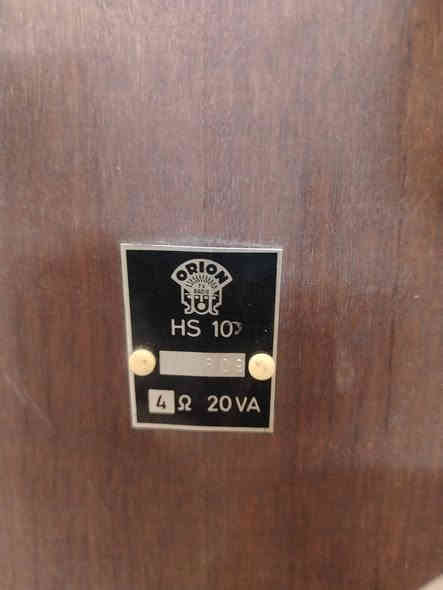 السلام عليكم
سماعات للبيع
Orion
سنة الصنع 1976
صوت روعة
حجم تقريبا
ارتفاع35
قطر 20
نزال 25
السعر 45 الف
عنوان بغداد
الحبيبية
***********
