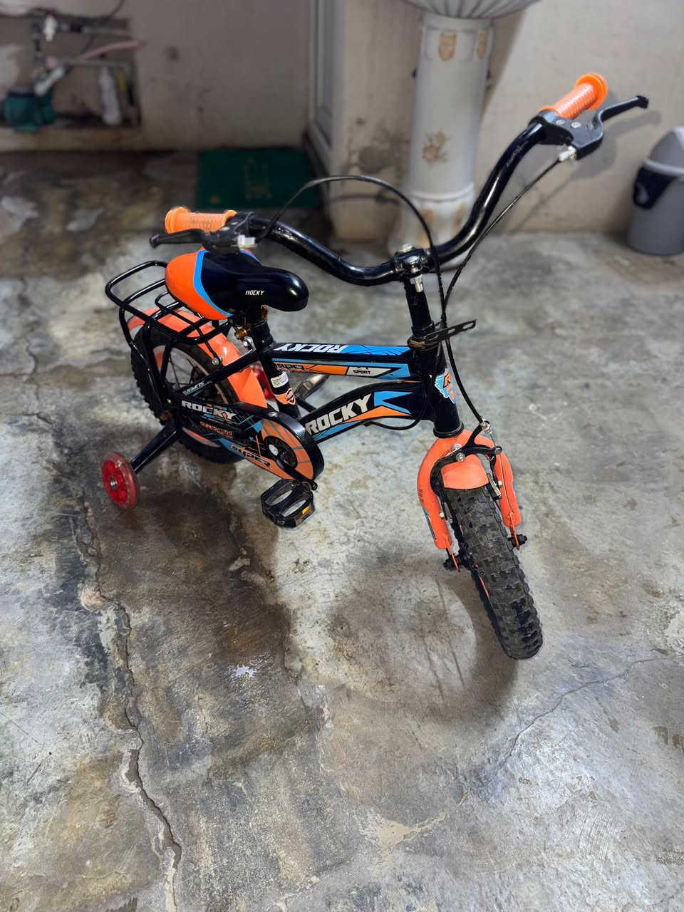 باسيكلات للبيع نسبةً نصفه ٨٠بل ١٠٠مستعمل بس ٣اسابيع سعر ١٣٠الف وبي مجال. للطيبين ***********موجود بيها واتساب 
مو شراي لاتعبني وياك
