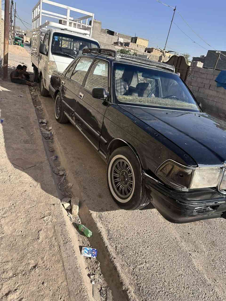 السلام عليكم سوبر سيدان موديل٩١محرك وكير في فيتي ملكه تحويل ثاني سياره بسمنه للستفسار *********** ب ٢٥ ورقه
