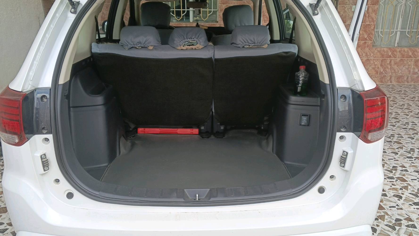 ميتسوبيشي اوتلاندر موديل 2022 ماشية 5500 كم خليجي محركMovc2000تنفس طبيعي كيرcvtثلاث وضعيات قياده ايكو نورمال سبورت كامرة خلفيه شاشة تحكمات مقود مثبت سرعة تسخين مقاعد أمامية دخول ذكي بصمة تشغيل عن بعد كشنات جلد أرضية السيارة جلد أوامر صوتية السعر 185 وبيها مجال مستعجل على البيع هاتف *********** مكاني صلاح الدين قضاء بلد 