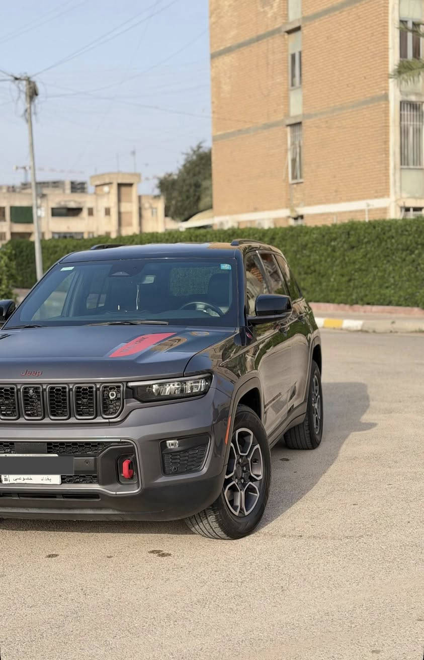 جيب 5 راكب TRAIL HAWK  2022 
مواصفات سومت عدا البنوراما وارد امريكي حادثها جاملغ وباب خلفي صفحه السايق  
 وهنا بالعراق صار بيها باب خلفي عكس السايق يعني 3 قطع صبغ سياره جديده ماشيه 41,000 ميل   
المواصفات بصمه جكات شاشه كبيره 
صندوك كهرباء كشنات تدفئه تبريد كشنات كهرباء
تدفئه بالستيرن  سايد بريك بصمه 
كامرة حراريه رادار امامي 
رادار خلفي رادار جانبي 
تحديد مسار حساسات امامي خلفي 
اشاير بالمري تبريد منفصل 
قطعتين تبريد 
كامرات 360 درجه 
وبعد هواي مواصفات بيها السياره فول

السعر: 26.000$ وبيه مجال 

مرقم بغداد بأسمي تحويل مباشر 

ا1C4RJHCG1N8626127

رقم صاحب السيارة 
***********
