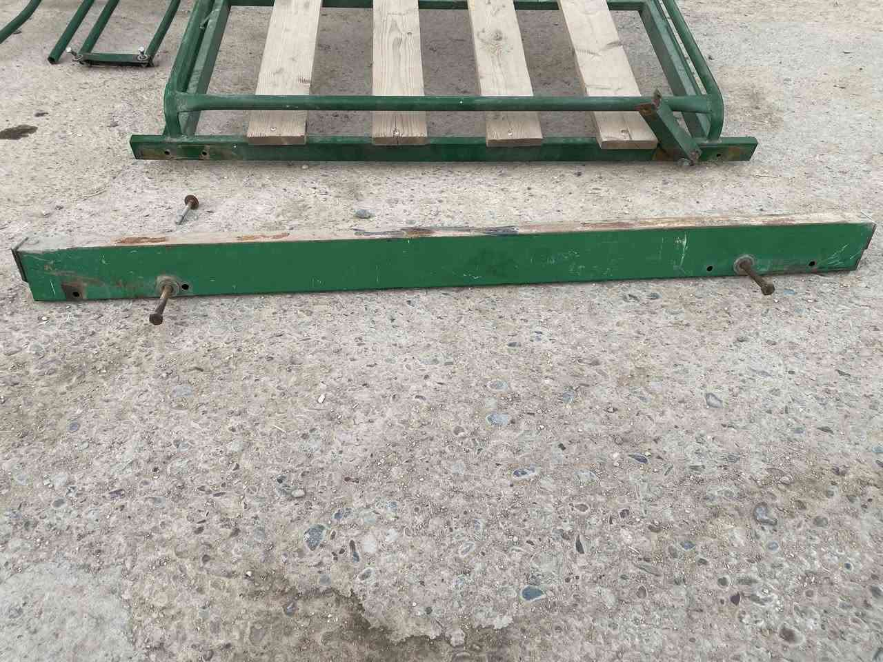 سيبايه تكتك تفصال البيع 
سعرها ١٠٠ بيها مجال


**إذا كنت صاحب هذا الإعلان وتريد حذفه لأي سبب، رجاءا أرسل رسالة إلى الدعم الفني**