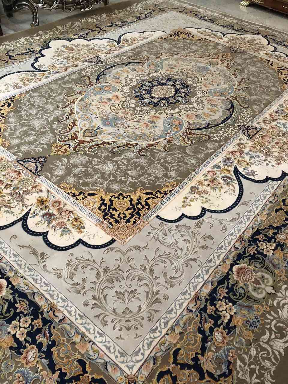 زوليه كاشان ١٢٠٠ شانه قياس ٣x٤   مستخدم  قليل


**إذا كنت صاحب هذا الإعلان وتريد حذفه لأي سبب، رجاءا أرسل رسالة إلى الدعم الفني**