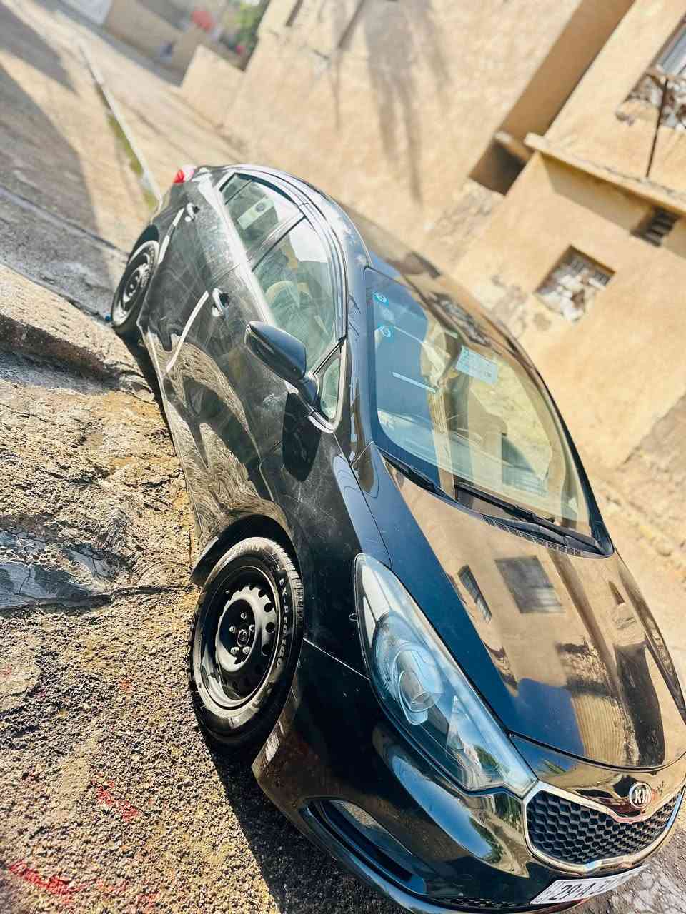 كيا سيراتو ٢٠١٤ فول بصمة تبريد خلفي كشن كهربائي خليجي محزمة بدون داخل دولي بسمي للإستفسار اكثر ***********
المكان واسط الزبيدية
السعر :٨٨
