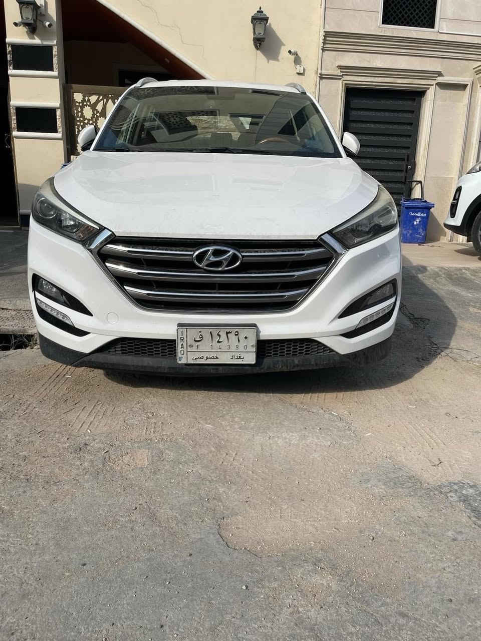 السلام عليكم من رخصه الادارة المحترمه توسان مديل 16 بيها بابين تبديل وكاله والسونار بل المنشور مكان السيارة بغداد الشعب السعر ١٦٥ رقمي ***********
