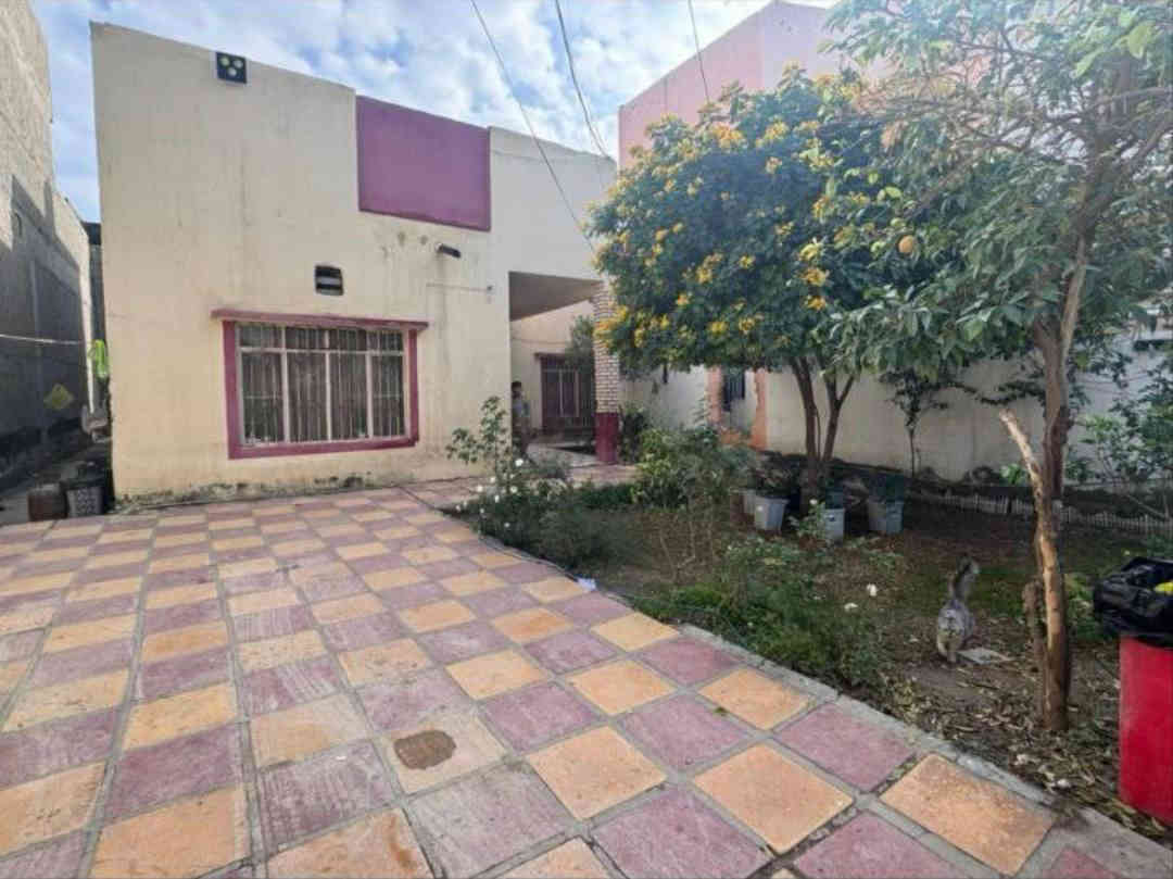 السلام عليكم
عرض اليوم دار 400 م🚨
مع مشتمل
🛑 طابو صرف 🛑

كما موضح

 بالصور أدناه📸

الموقع ★ محافظة بابل ★

نادر خلف النسيج 

للاستفسار الاتصال 

***********

او مراجعة عقارات نبيل المرشدي شارع 100 المدخل الرئيسي مقابل عمود 25
