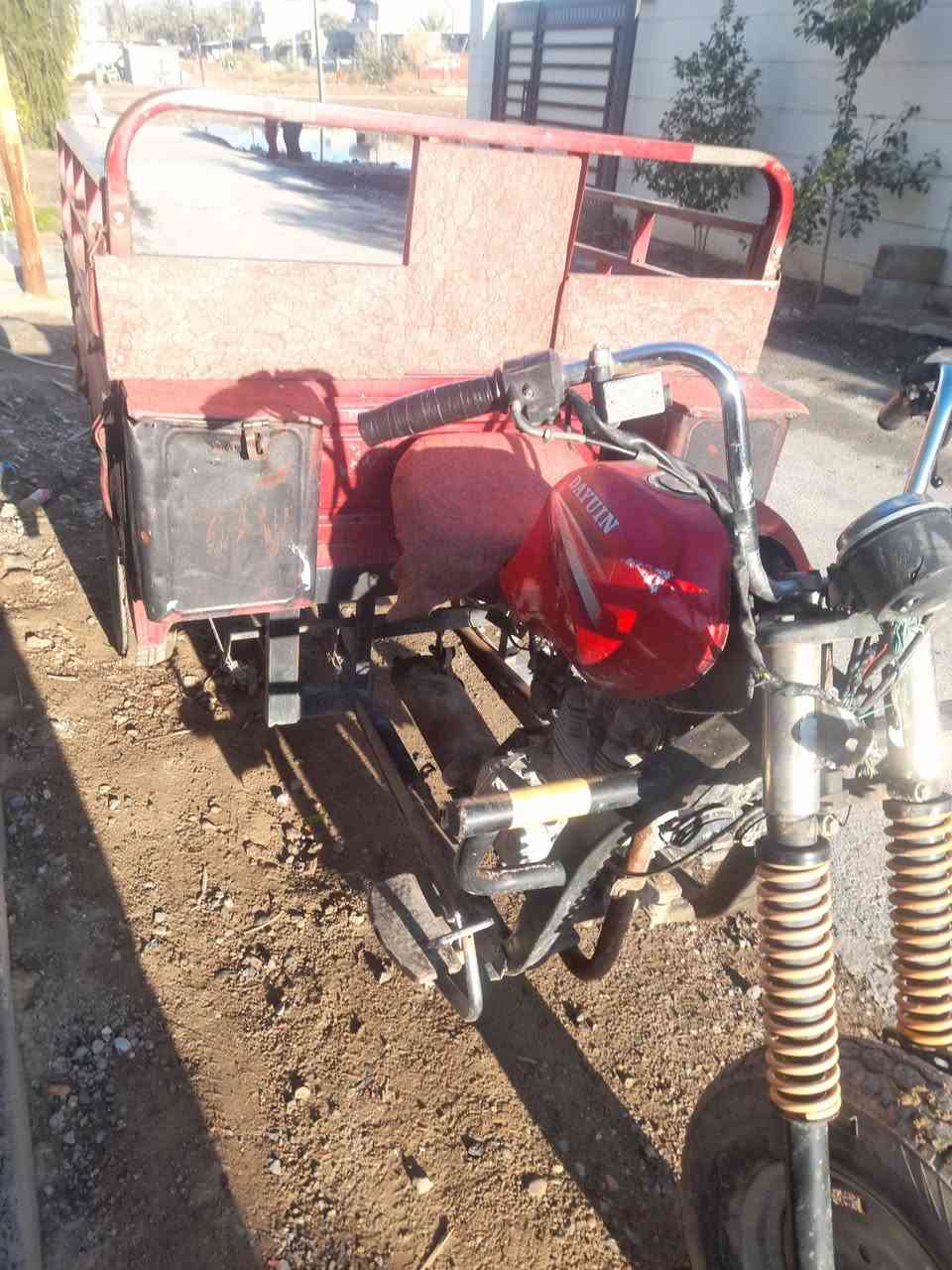 سلام عليكم ستوته نضيفه ديوان  محرك جديد شاصي نضيف يرادله نواقص قليله محرك ام طير وهيه ديوان أوراق مابيها استفسار هاذا رقم *********** متواجد خاص
