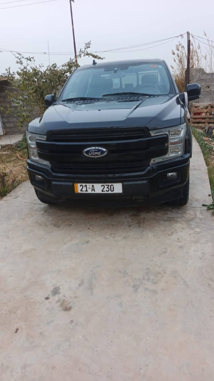 السلام عليكم سياره للبيع فورد F150 LARIAD 2019 
فول مواصفات  باقي تفاصيل بالفيديو  السعر 265
وترهم مراوس
تواصل خاص او ***********
