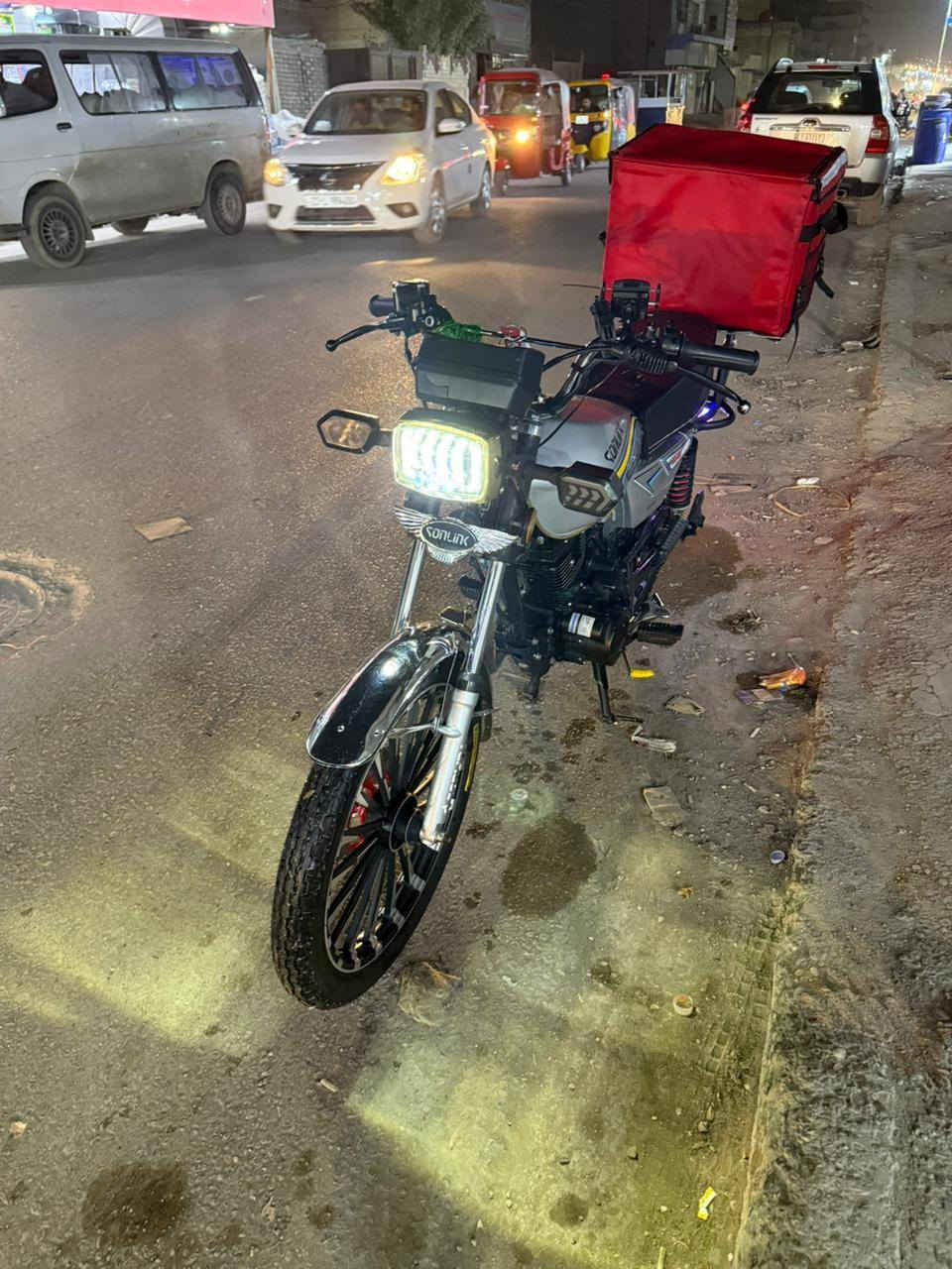 سلام عليكم دراجه سونك البيع دراجه موديل 2024جديده دراجه كدامك عينك مابيه اي نقص بس لشاره لخلفيه السعر750وبيه مجال حك لجيه لمكان بغداد زعفرانيه ***********
