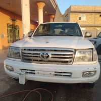 لاندكروز موديل ٢٠٠٤   السياره جاهزه من كير ومحرك واكسل والكشر مصبوغ شو...