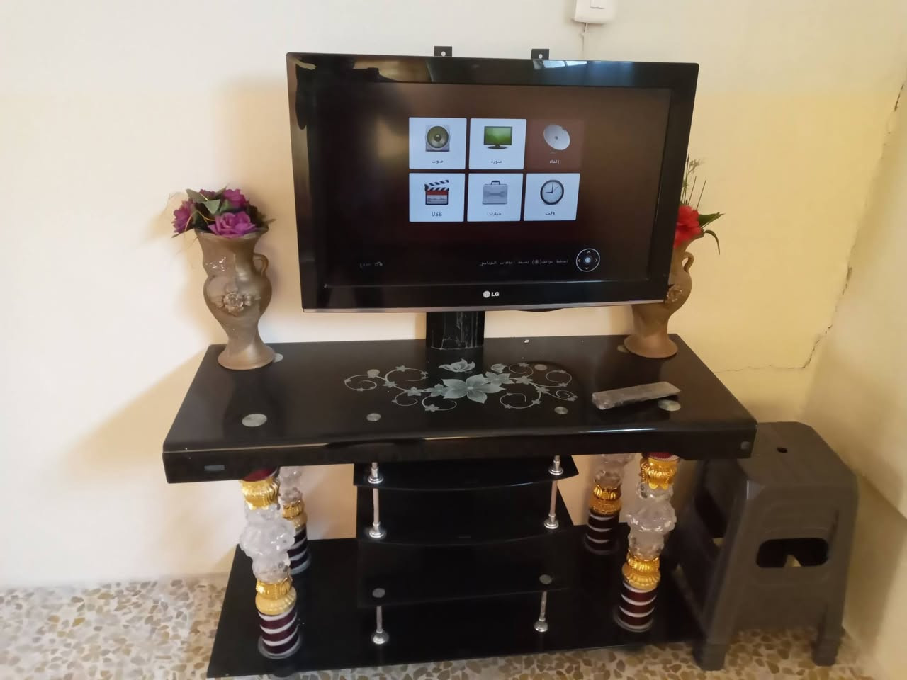 اغراض للبيع محفوره نظيفه ٣×٤ ب٥٠ الف
بلازمه هيا والميز ب ٧٥ الف واذا الميز وحدو ب ٢٥ الف
بلازمه مكسوره شاشتها ب ٢٠ الف مبرده ب ٥٠ الف ومبرده صغيره ب ٢٥ الف مكاني الايمن حي المنصور  ***********
