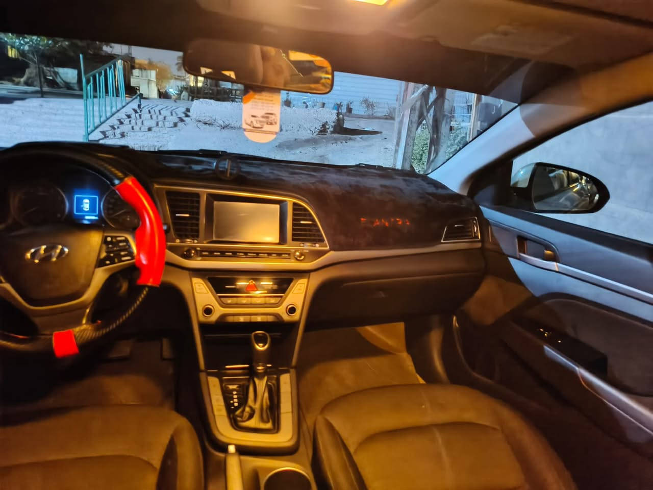 سلام عليكم النتره موديل2017 كندي بيهة 3قطع وشبر بل بنيد رقم كربله مشروع وطني بسمي رقم انكليزي هزه جديده كير مكينه خير من الله منضومه تبريد جديده سياره جاهزه من كلشي وبعد احله من صور *********** ممتواجد عل فيس
