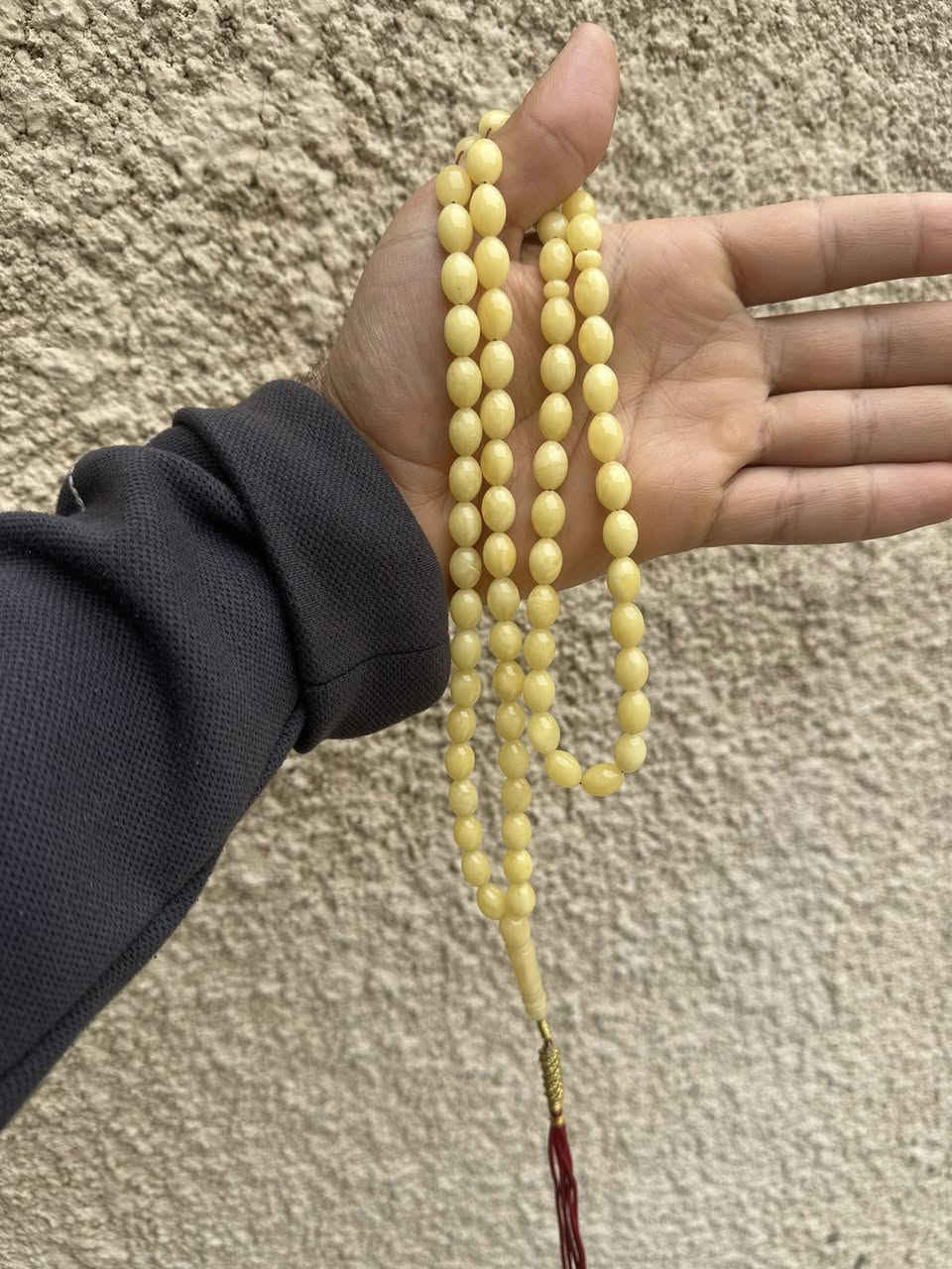 السلام عليكم كهرب حر طبيعي سوبر كصه بيض الحمام وزن المسباح 35 غرام عدد الحبات 69 حبه خامه مفوله ونضيفه كلش السعر وباقي خاص بغداد الشعله 
***********
