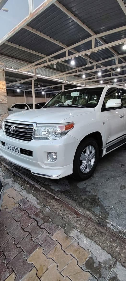 لاند كروزر ٢٠٠١١ ستينيه سعودي كفاله عامه عدا الدعاميات تحديث  كشنات بقلاوه جلد كامره بصمه تخم تاير حداديه جديده ماشيه ٣٠٠ الف مكينه ٦ مكفوله السعر ٣٣٠ وبيها مجال العنوان واسط تشغيل عن بعد بدون امراوس موبايل ***********
