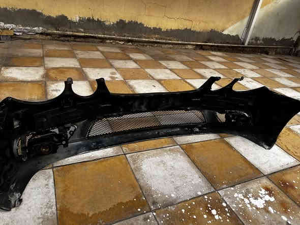 دعامية w211 E55 AMG بدون تصليح بدون كسر اصلية كاملة ترهم من 2002-2006
ب١٨٠ الف 

***********
