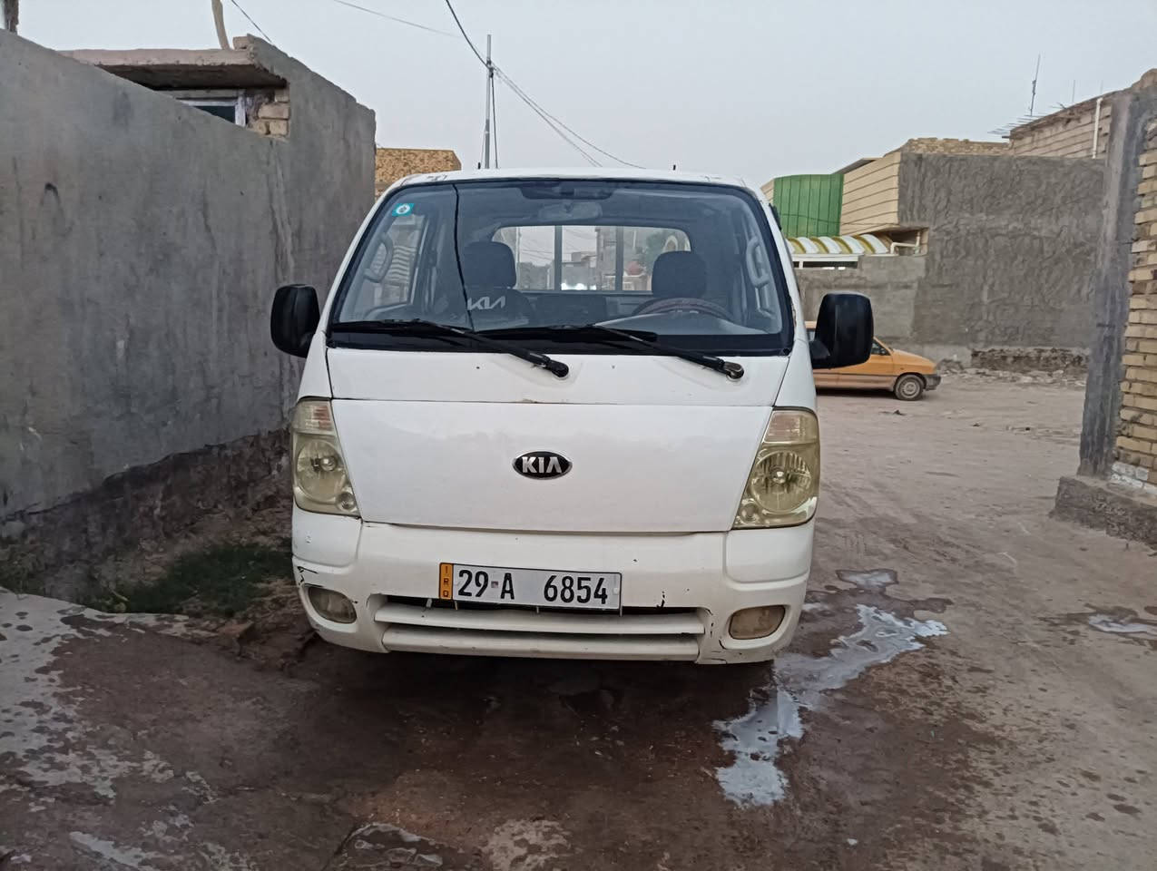 كيه بنكو ٢٧٠٠ رقم دولي موديل ٨ للبيع او مراوس ام عيون    السعر ٧٧ وبيه مجال قليل ***********
