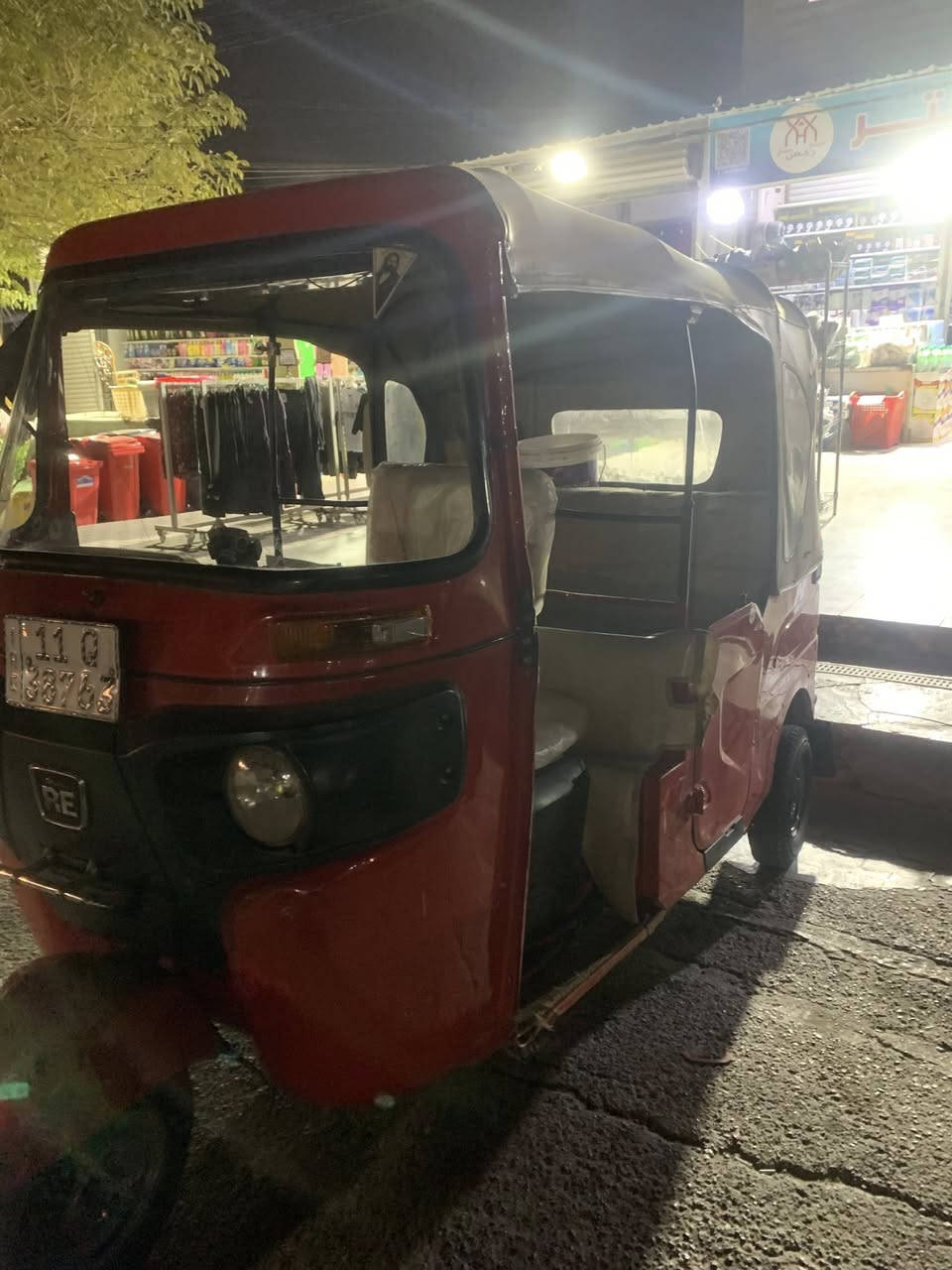 تكتك ٢٢تخبل ومن ايدك كبل للشارع بيها لغد وتكمه والصفحه بعدهي مماسويها مرقم بغداد تحويل ثاني يوم مكانها بغداد الشعب حي تجار سعرها مناسب كلش ***********💙
