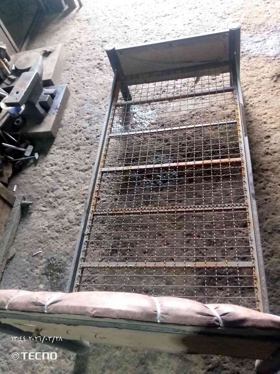 للبيع تخت نفر واحد بدون دوشك شرط نيضف مابي كسر
شرط نيضف مابي كسر


**إذا كنت صاحب هذا الإعلان وتريد حذفه لأي سبب، رجاءا أرسل رسالة إلى الدعم الفني**