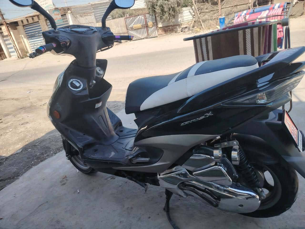 سلام عليكم سكنس لد درجه رمبه صاله شهرين من طلعته
شغله من الطول الطول ليت زنون اشاره لد بك ليت لد يعني الدرجه مفوله من كلشي
الاتصال ***********
المكان حله
