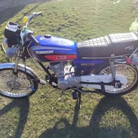 تايكر سكنر • ٢١ • نظيفه