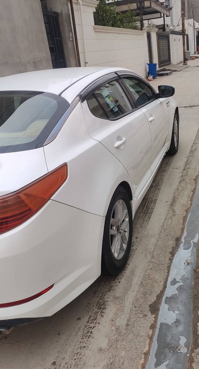 كيا اوبتيما ادوات موديل ٢٠١٤ للبيع او مراوس حسب القناعه سعر ة ٥٣  بي مجال  محرك ٢٤ دوش مكانه قريب ع كركوك للاستفسار وات ساب فقط ***********
